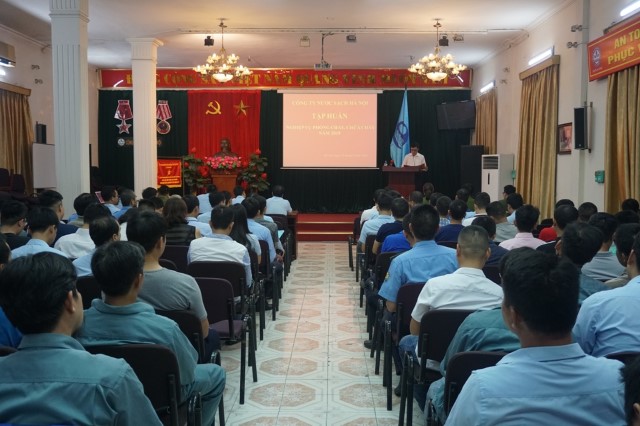 Công ty NSHN tổ chức huấn luyện nghiệp vụ phòng cháy chữa cháy và thực hành chữa cháy năm 2019