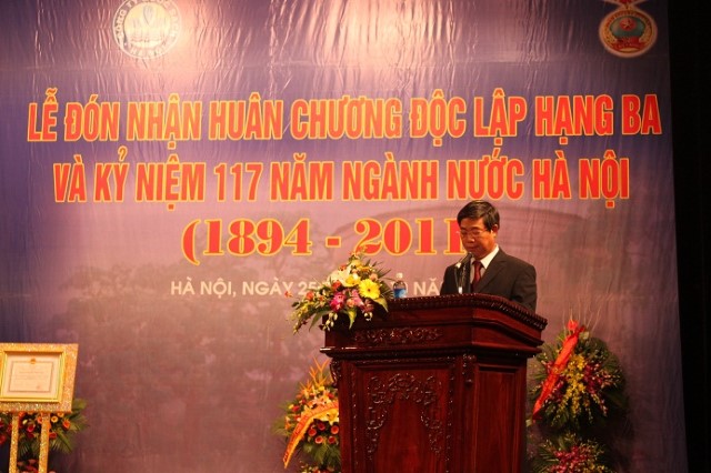 PHÁT ĐỘNG THI ĐUA TẠI LỄ ĐÓN NHẬN HUÂN CHƯƠNG ĐỘC LẬP HẠNG BA