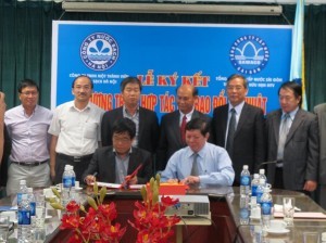 Lễ ký kết biên bản hợp tác giữa Công ty Nước sạch Hà Nội và Tổng Công ty cấp nước Sài Gòn